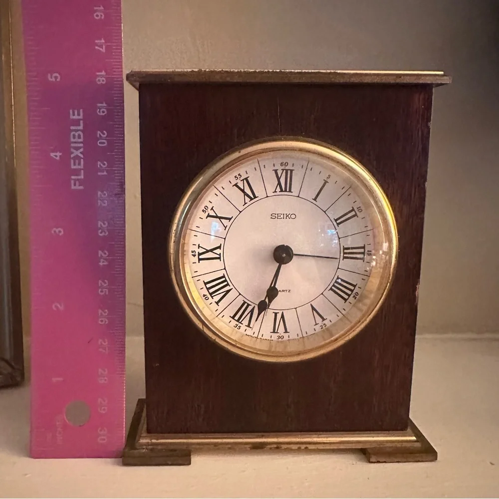 VTG Seiko Dark Wood Brass Quartz Mantel Desk 5” Clock France For Parts Repair